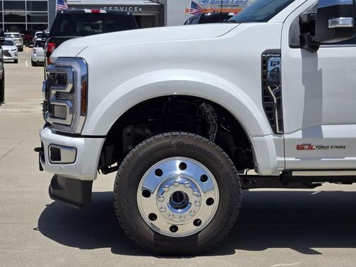 2025 Ford F-450 Platinum