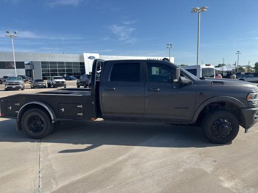 2022 RAM 3500 Laramie