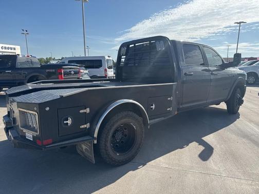 2022 RAM 3500 Laramie