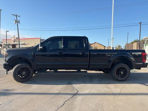 2022 Ford F-350 Lariat Super Duty