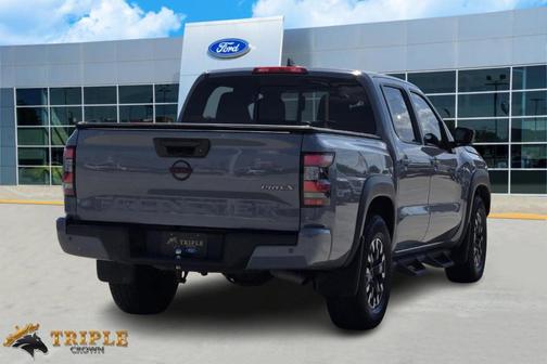 2023 Nissan Frontier PRO-X