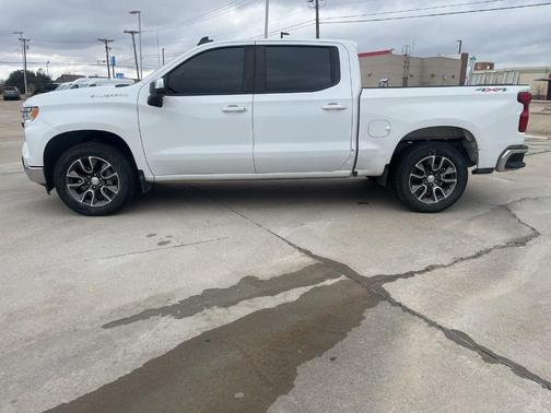 2024 Chevrolet Silverado 1500 LT