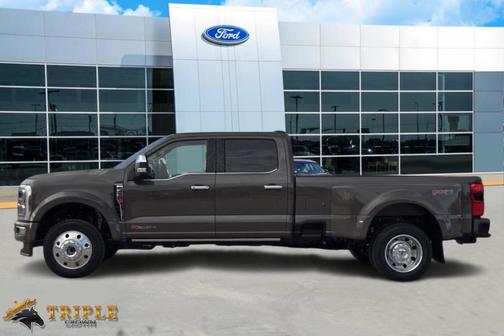 2026 Ford F-450 Platinum