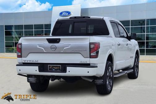 2023 Nissan Titan Platinum Reserve