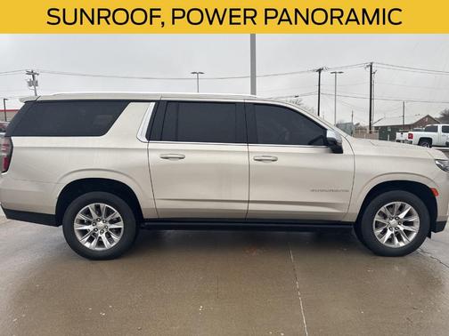 2023 Chevrolet Suburban Premier