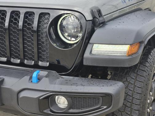 2023 Jeep Wrangler 4xe Base