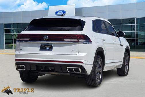 2024 Volkswagen Atlas Cross Sport 2.0T SEL R-Line