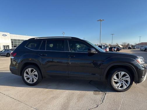 2021 Volkswagen Atlas 3.6 V6 SE w/ Technology