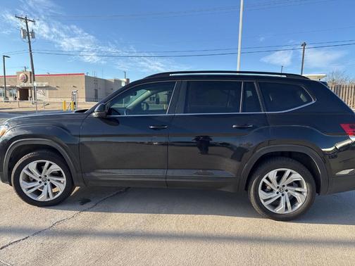 2021 Volkswagen Atlas 3.6 V6 SE w/ Technology