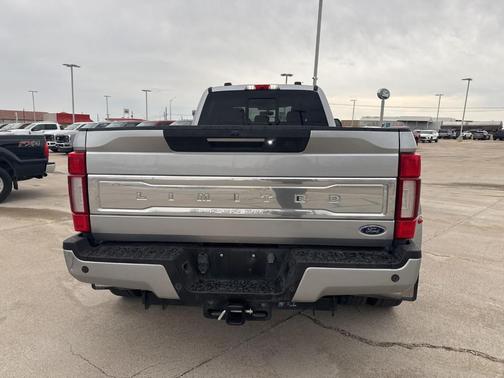 2022 Ford F-450 LIMITED