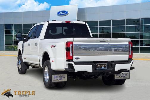 2025 Ford F-350 Platinum