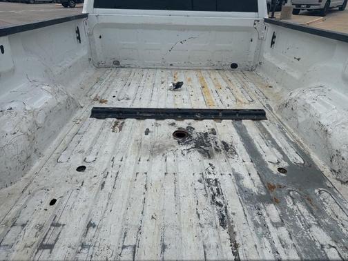 Bright White Clearcoat 2022 RAM 3500 Big Horn