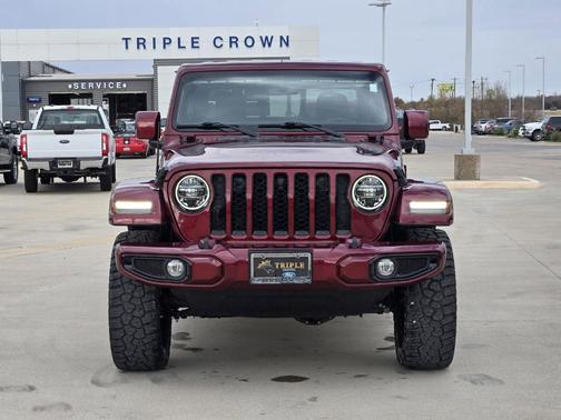2021 Jeep Gladiator Overland