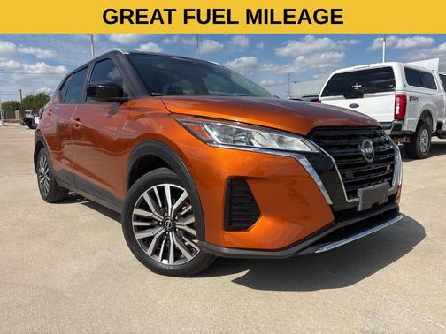 2022 Nissan Kicks SV