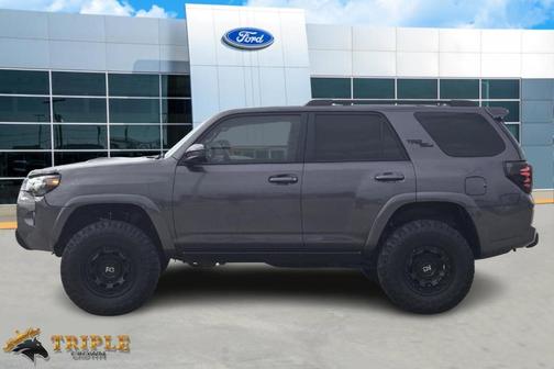 2021 Toyota 4Runner TRD Off Road