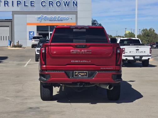 2024 GMC Sierra 2500 Denali