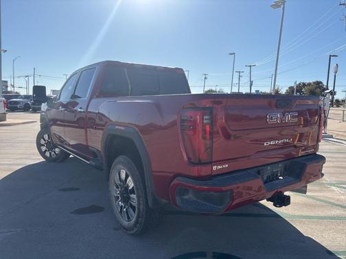 2024 GMC Sierra 2500 Denali