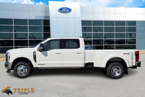 2025 Ford F-350 Lariat Super Duty