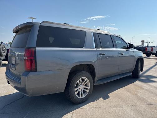 2019 Chevrolet Suburban LT
