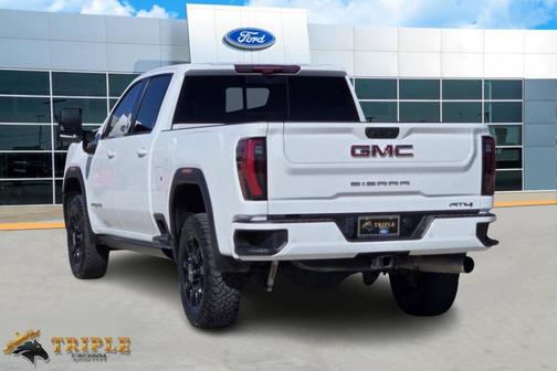 2024 GMC Sierra 2500 AT4