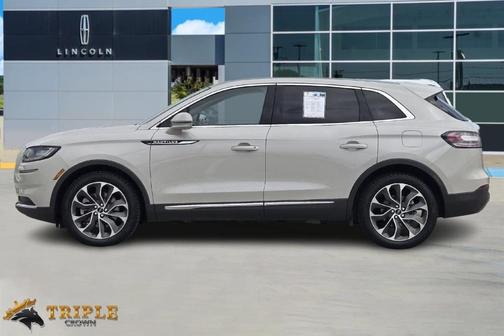 2021 Lincoln Nautilus Reserve