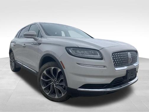 2021 Lincoln Nautilus Reserve