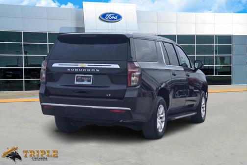 2024 Chevrolet Suburban LT