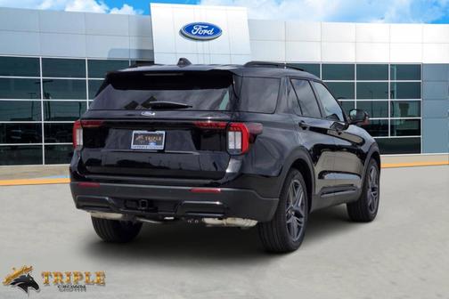Agate Black Metallic 2026 Ford Explorer ST-Line