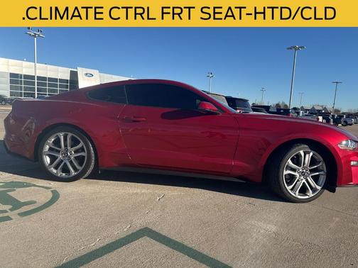 2022 Ford Mustang EcoBoost Premium