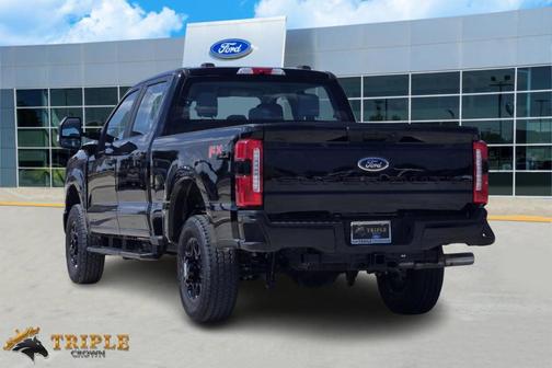 2025 Ford F-250 XL