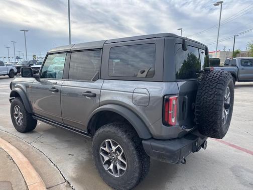 2022 Ford Bronco Badlands