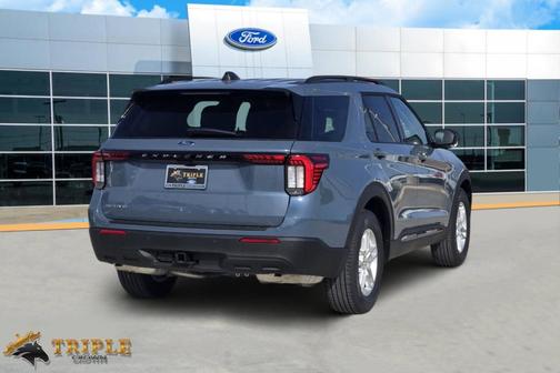 Vapor Blue Metallic 2026 Ford Explorer Active