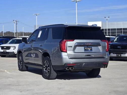 2023 GMC Yukon AT4