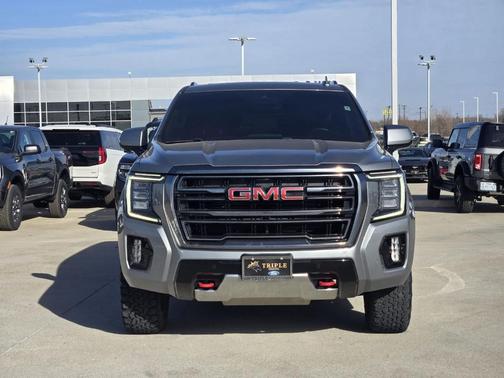 2023 GMC Yukon AT4
