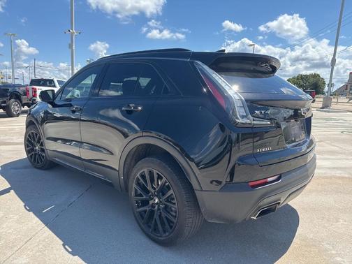 2023 Cadillac XT4 Sport