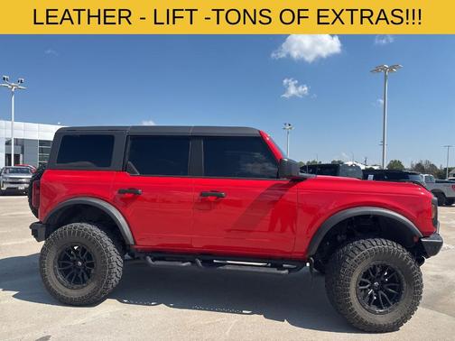 2022 Ford Bronco Base