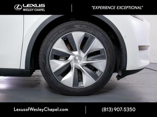 Pearl White Multi-Coat 2022 Tesla Model Y Long Range Dual Motor All-Wheel Drive