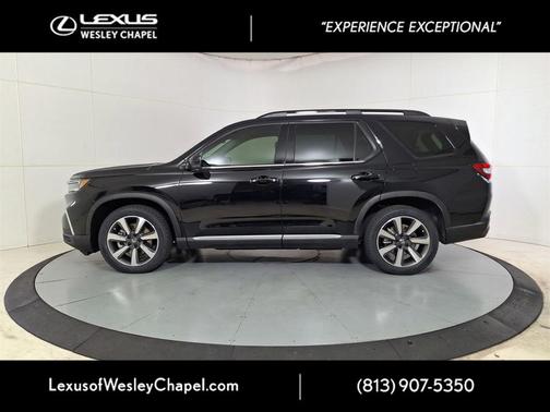 2023 Honda Pilot AWD Elite