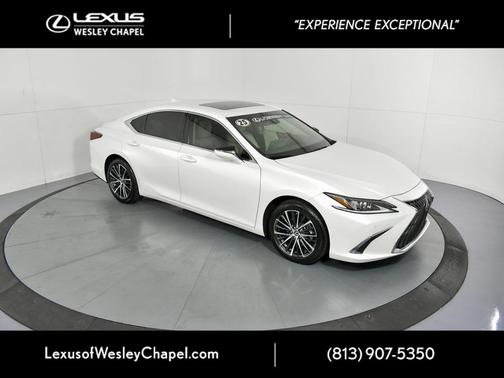 2025 Lexus ES 350 Base