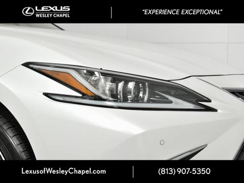 2025 Lexus ES 350 Base