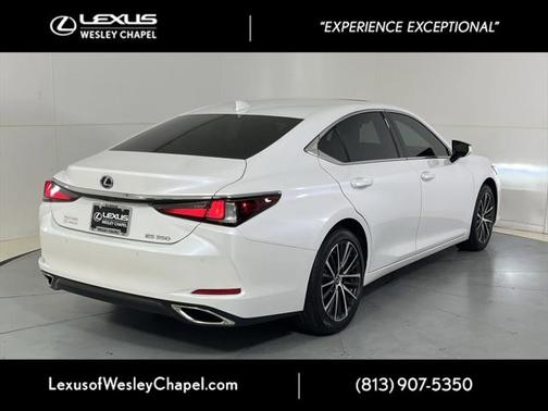 2024 Lexus ES 350 Premium