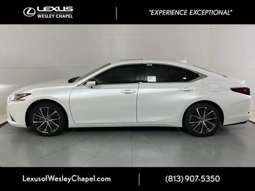 2025 Lexus ES 350 Base