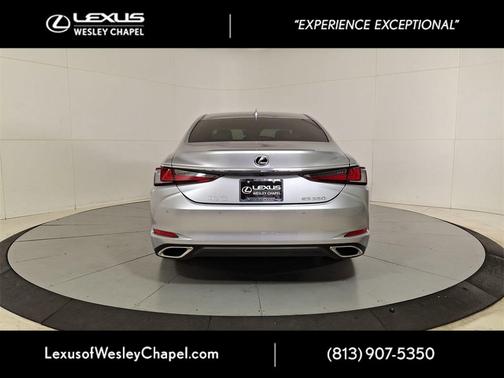 2025 Lexus ES 350 Base