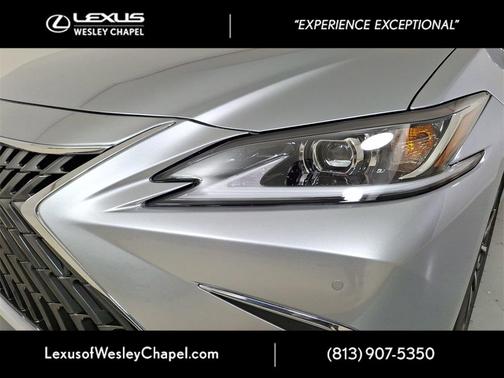 2025 Lexus ES 350 Base