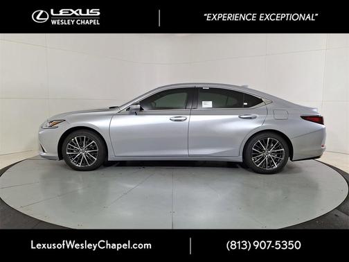 2025 Lexus ES 350 Base