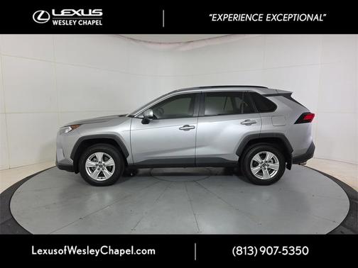 2020 Toyota RAV4 XLE