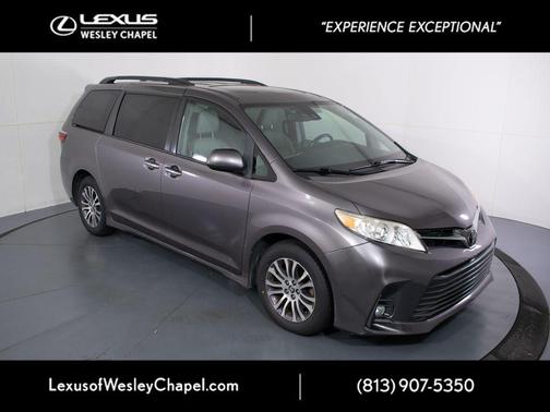 Predawn Gray Mica 2019 Toyota Sienna XLE Premium