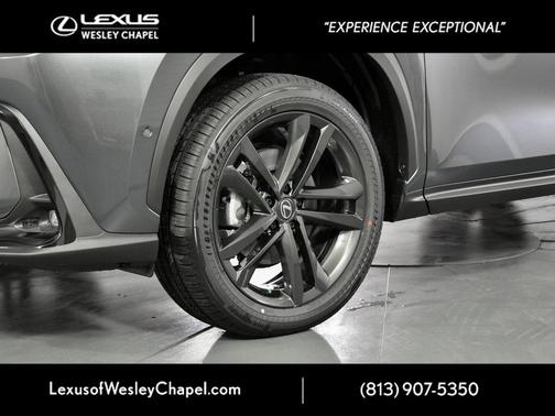 2026 Lexus NX 450h+ Luxury