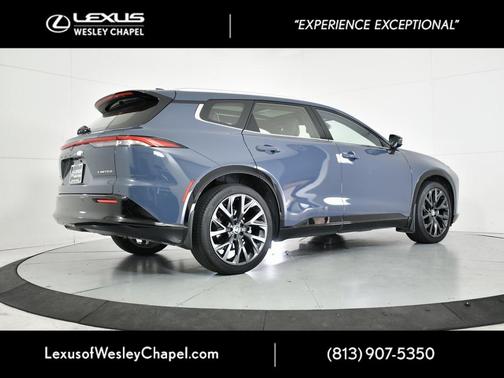 2025 Toyota Crown Signia Limited