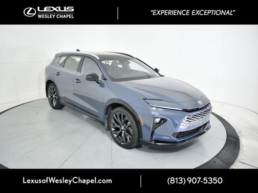 2025 Toyota Crown Signia Limited